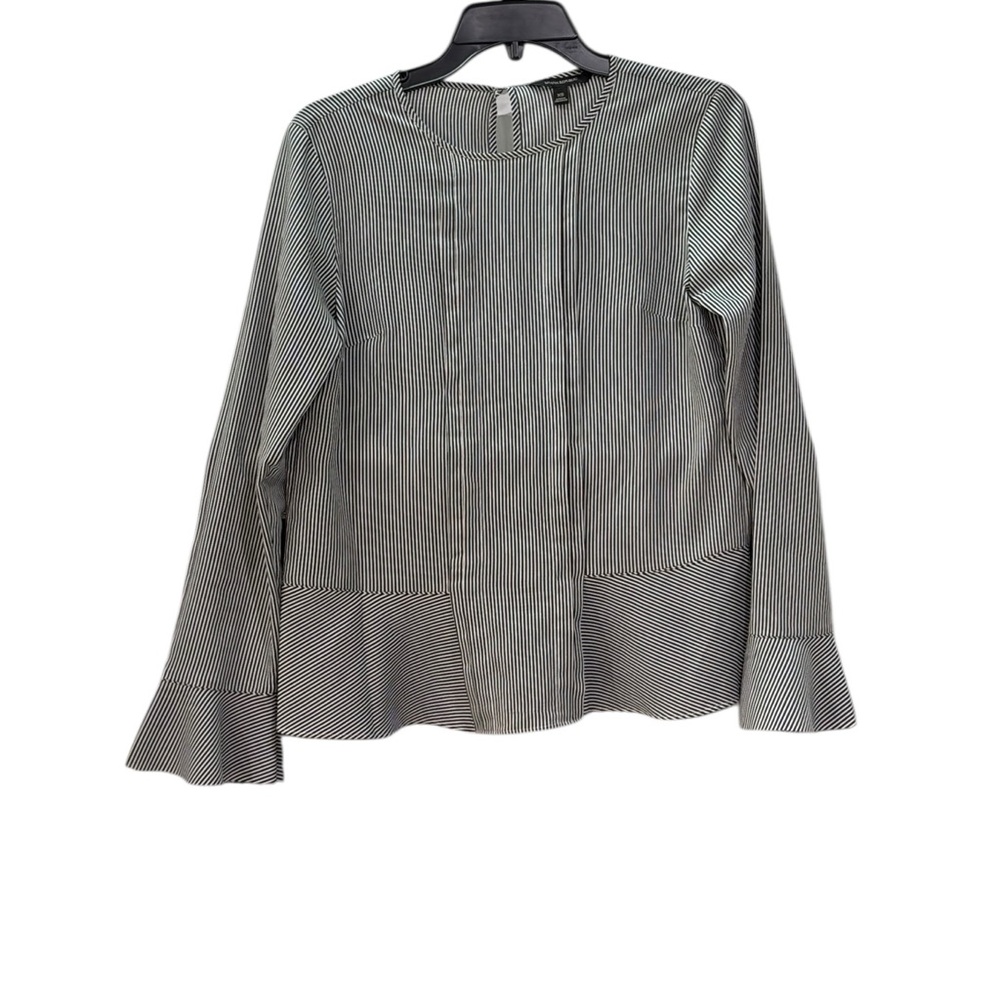 Banana Republic Gray Bell Sleeve Blouse with Mandarin Collar EUC BOX31